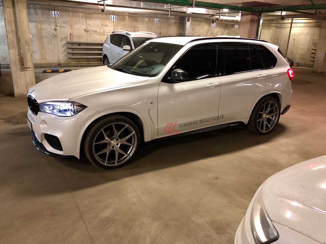 BMW X5 на 22" дисках Rohana RFX5 Brushed Titanium фото 1